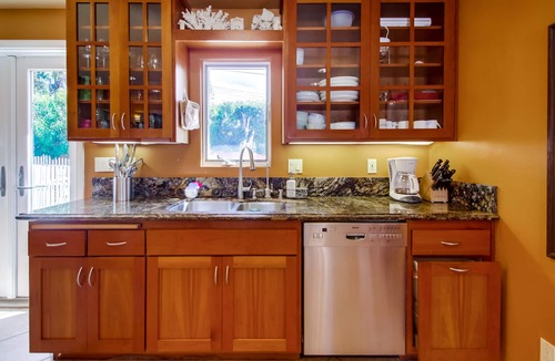 Beach Barber Tract House | Family-friendly vacation home newly renovated backyard 2 blocks from the beach ⛱️