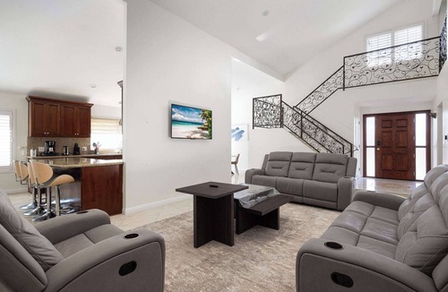 San Carlos House | Family Oasis w/Mountain Views & Playset