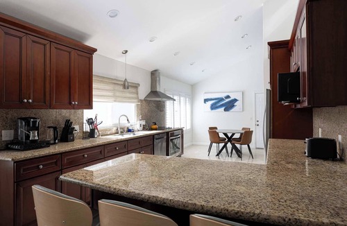San Carlos House | Family Oasis w/Mountain Views & Playset