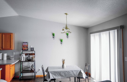 Fargo House | Family & Work-Friendly, Backyard & Garage, Near Sanford & West Acres, Breakfast
