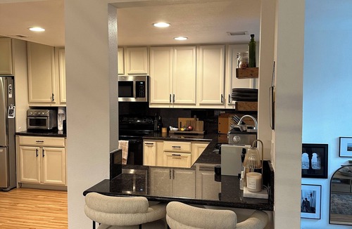 Clairemont Mesa West House | Fantastic 3-bedroom townhome in San Diego perfect for your getaway