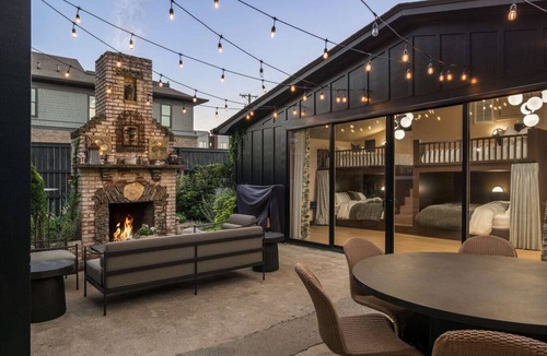 Five Points House | Five Points House Heated Pool, Hot Tub, Bar, Grill, Fire Pit