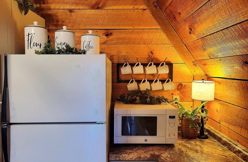 Wellington Cabin | Forget Me Not Aframe - Best Location in Area!♥☚