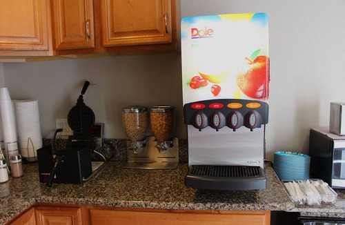 Old Town Hotel | FREE Bfast! Located Within Walking Distance of Old Town San Diego State Park!