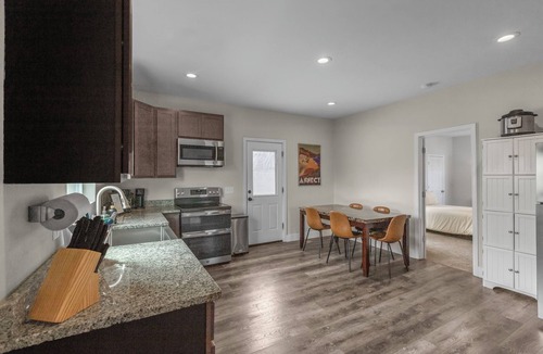 Imperial House | Freshly updated bungalow near Kimmswick and major highways- Prime Location