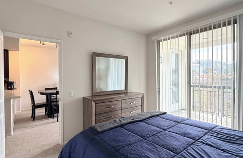 Mission Valley East Apartment | Fully Furnished 1BR in Misson Valley w/Parking