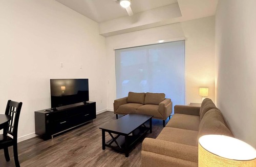 Mission Valley East Apartment | Fully Furnished 1BR in Misson Valley w/Parking