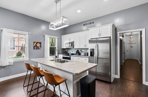 Frankfort House | Fun Spacious 5 Bdrm Estate w/Theater, Billiard Parlor, Speakeasy Bar & Poker Rm