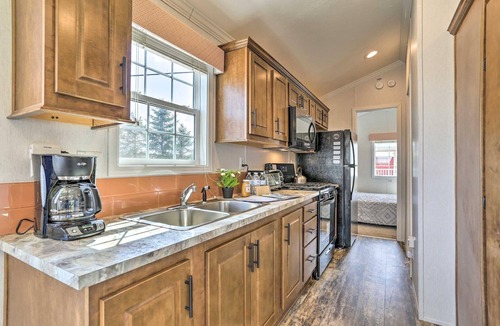 Pleasant Mount House | Gather, Celebrate, Unwind Perfect Stay Close to Ski Slopes