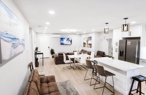 La Presa House | Gillespie 1059 unit C 3bed 2 bath by SD Stay