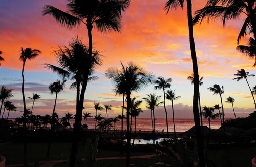 Kaanapali Villa | Gorgeous 2-bedroom Ocean Front Villa Right on the Beach