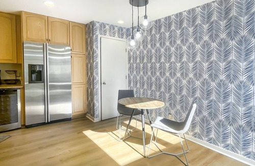 Beach Lagoon Villa | Gorgeously updated & spacious 3-Bdrm Villa w/private balcony & beach access