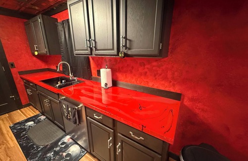 Mansfield House | Gothic Manor. Private home. Whole house. 2-bedroom home with AC and laundry