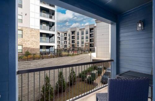 Crestline Heights Apartment | Grandview Apartment near Medical Ctr