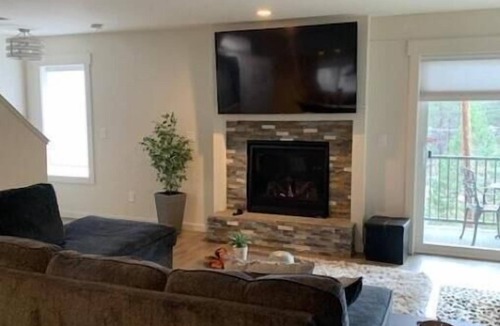 Tahoe Village Condo | Great location 5min to casinos and 10min heavenly ski resort