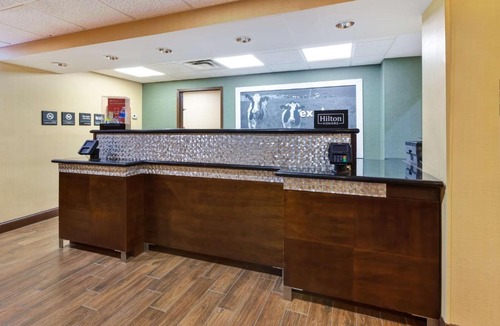 Mount Saint Joseph Hotel | Hampton Inn Cincinnati Airport-North