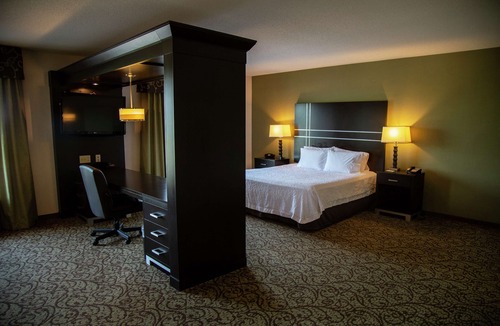 West Middlesex Hotel | Hampton Inn & Suites Sharon