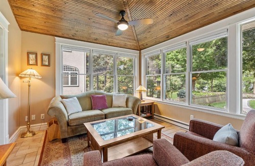 Linden Hills Villa | Harriet House