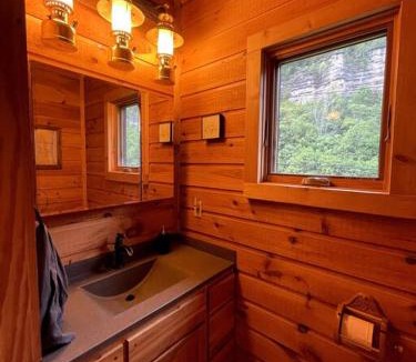 Keene House | Highbridge River Cabin