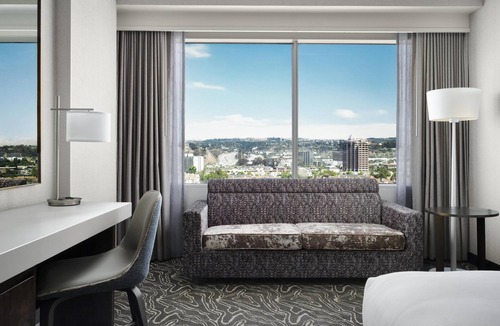 Mission Valley Hotel | Hilton San Diego Mission Valley