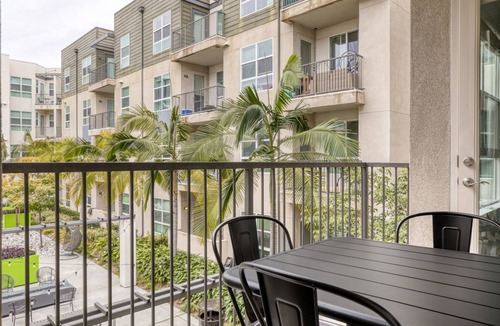 Mission Valley Apartment | Hip Mission Valley 1BR w/Gym, W/D & Pool, nr restaurants, by Blueground