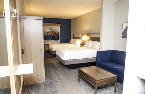 Donegal Hotel | Holiday Inn Express Hotel & Suites Donegal by IHG