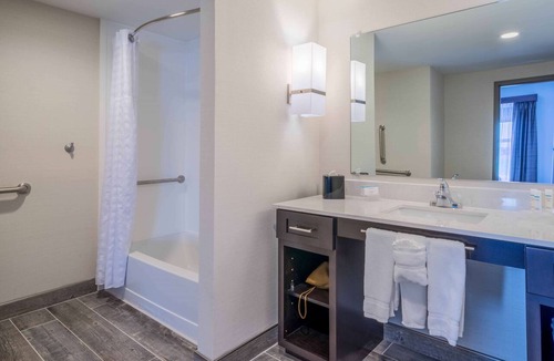 Plymouth Meeting Hotel | Homewood Suites By Hilton Philadelphia Plymouth Meeting