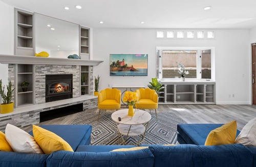 Clairemont Mesa West House | Huge Family Friendly Retreat! Centrally Located!