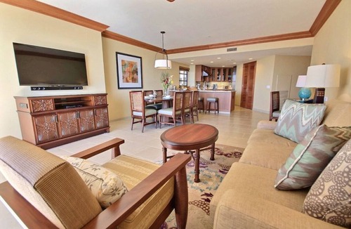 Lahaina Resort | Hyatt Vacation Club at Ka’anapali Beach 3 Bedroom Villa