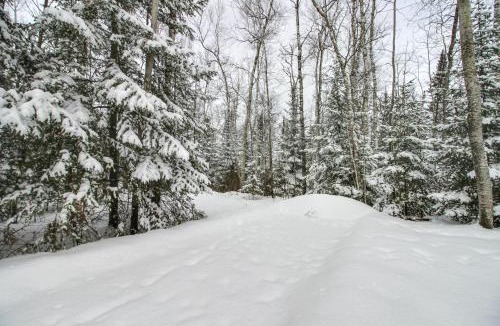 Northeast Itasca Apartment | Ice Fishing on South Fork Lake: Nashwauk Studio!