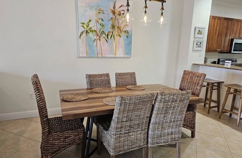 Indigo Reef Marina Homes Villa | Indigo Reef Villa 31 aka Captain's Cure - Lux 3BR w/Boat Slip, Boat Ramp, Pool