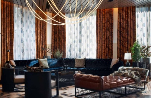 Music Row Hotel | Intimate and Eclectic Escape In The Heart of Nashville | King Bed. Rooftop Pool