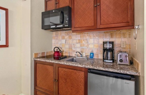 Wailua House | Islander on the Beach ONE-BEDROOM unit #308, Top floor, incredible Ocean Views