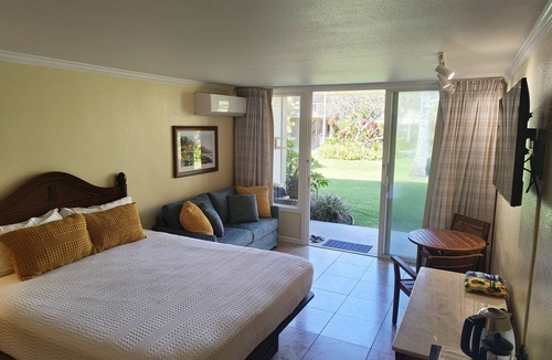 Wailua Apartment | Islander on the beach Unit 156 - Partial Ocean View