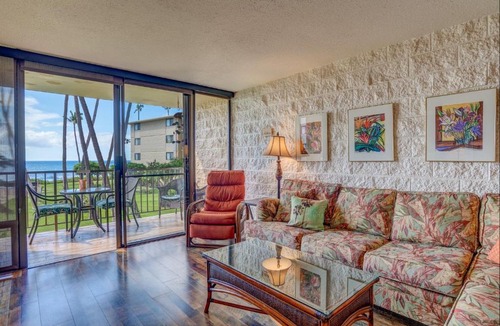 Maalaea Apartment | Kanai A Nalu 210