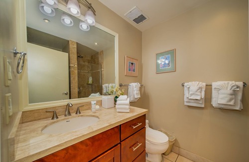 Napili Villa | Kapalua 1 Bedroom Golf Villas Partial Ocean View