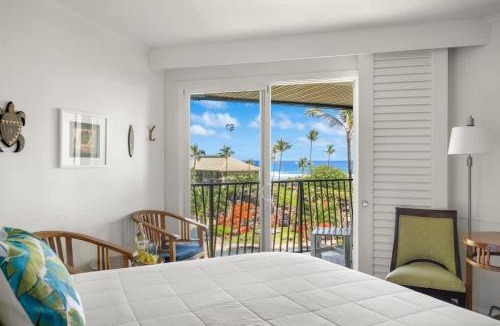 Hanamaulu House | Kauai Beach Resort Deluxe Ocean View Suite