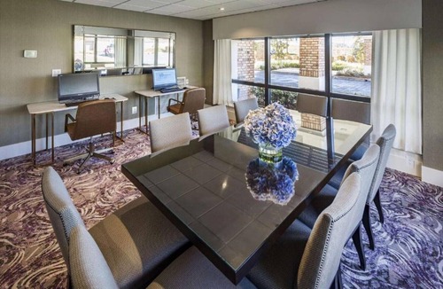 Kearny Mesa House | KICK BACK NEAR MCAS MIRAMAR AND SAN DIEGO STATE