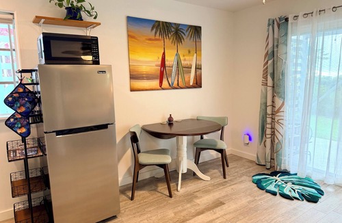 Kalaoa Apartment | Kona Garden Studio Ohana: private sunset lanai & seasonal fruit from the garden!