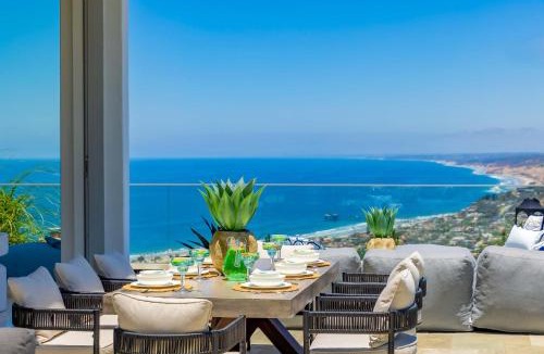 Hidden Valley House | La Jolla Luxury Retreat - Ocean Views Pool & Spa