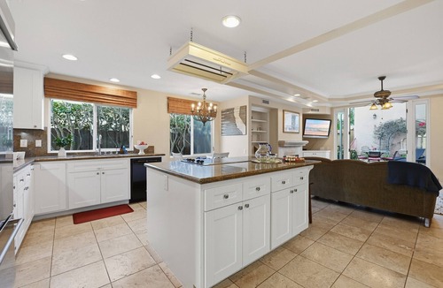 Village of La Jolla House | La Jolla Mar | 3BR Villa w/Ocean Views in Village