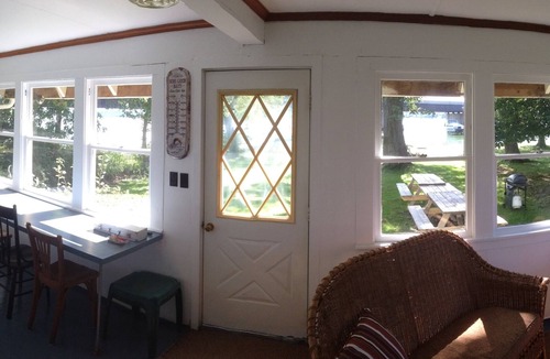 Bemus Point House | LAKEFRONT COTTAGE WITHIN WALKING DISTANCE TO ALL OF BEMUS POINT'S ATTRACTIONS