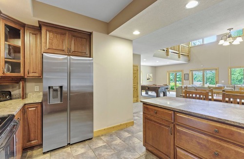 Crosslake Condo | LakeFront, Sandy Beach, Patio, Pool Table, Unit840