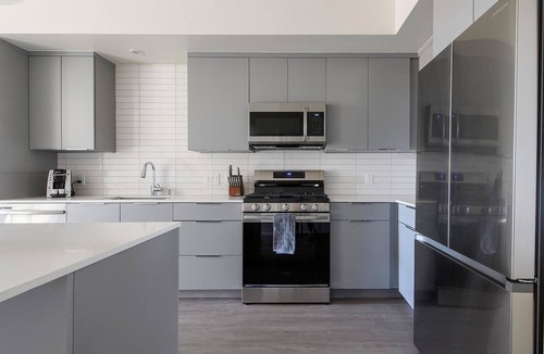 Rhodes Ranch Apartment | Landing | Amazing 2BD, Courtyard, Clubhouse