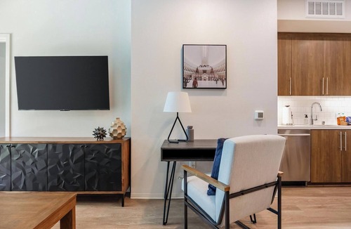 Pacific Terrace Apartment | Landing | Chic 1BD, Clubhouse, Pool