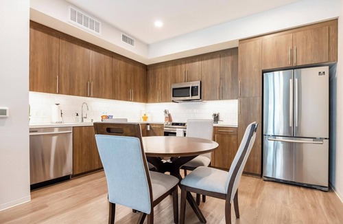 Pacific Terrace Apartment | Landing | Chic 1BD, Clubhouse, Pool