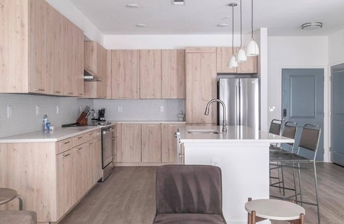 Crestline Heights Apartment | Landing | Spectacular 1BD, Gym, Clubhouse