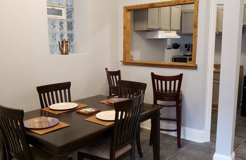Grand Boulevard Apartment | Lg Studio Apt. No cleaning fee. Obama Center 10 mins.