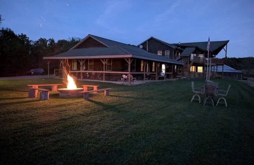 Spring Mills Villa | Log-sided Villa on Stunning Horse Ranch