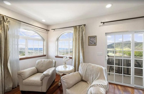 Kamehame Ridge Villa | Lotus on a Hill
